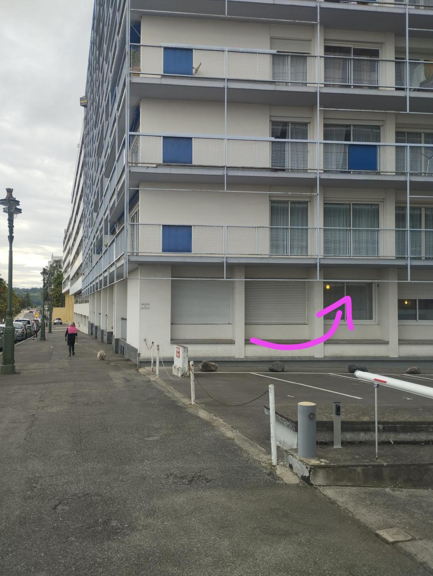 Chambrette Boulevard Des Pyrenees Hypercentre 10M Carre Wc Sur Le Palier, Porte40 波城 外观 照片